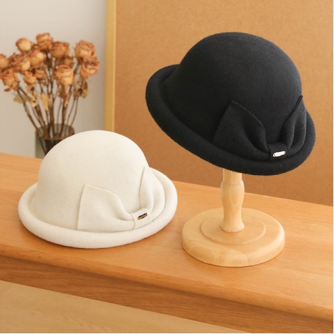 Retro Rolled Brim Cloche Hat with Bow Decoration Retro Rolled Brim Cloche Hat with Bow Decoration