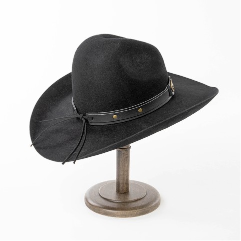 100% Wool Felt Cowboy Hat — Wide-Brimmed Felt Hat with Bull Head Band