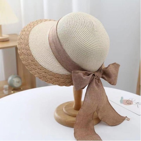 Fashion Wide Brim Natural Straw Sun Hat